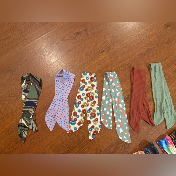 Twist & tie headbands! - Picture 3 of 8